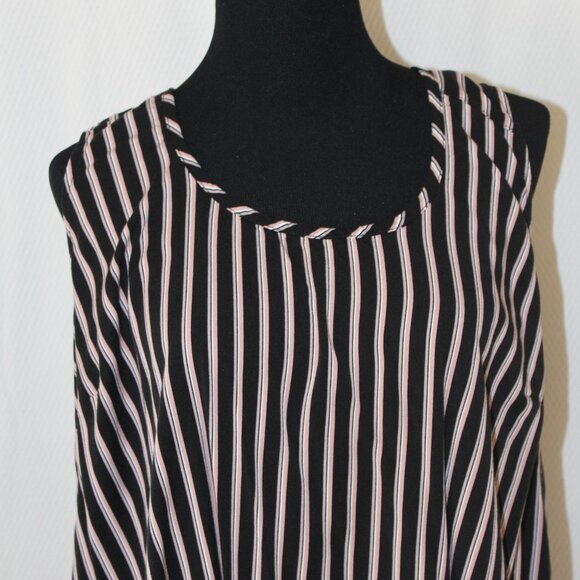 SALE Torrid Tank Multi Striped Stretch Challis Pullover Sleeveless 4, 4X, 26 EUC - Picture 2 of 11
